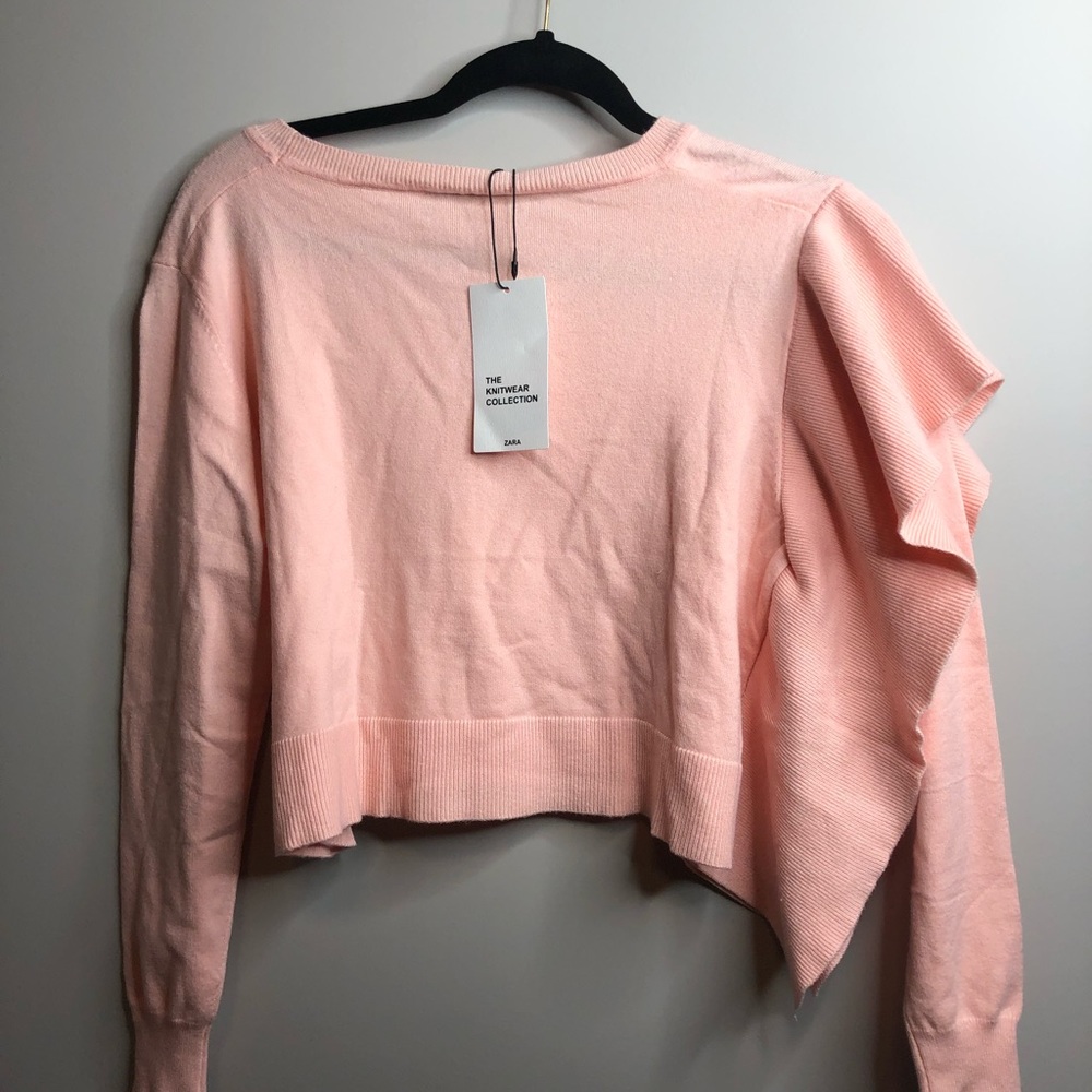 ZARA Knit Peach Ruffed sleeve Sweater Cropped